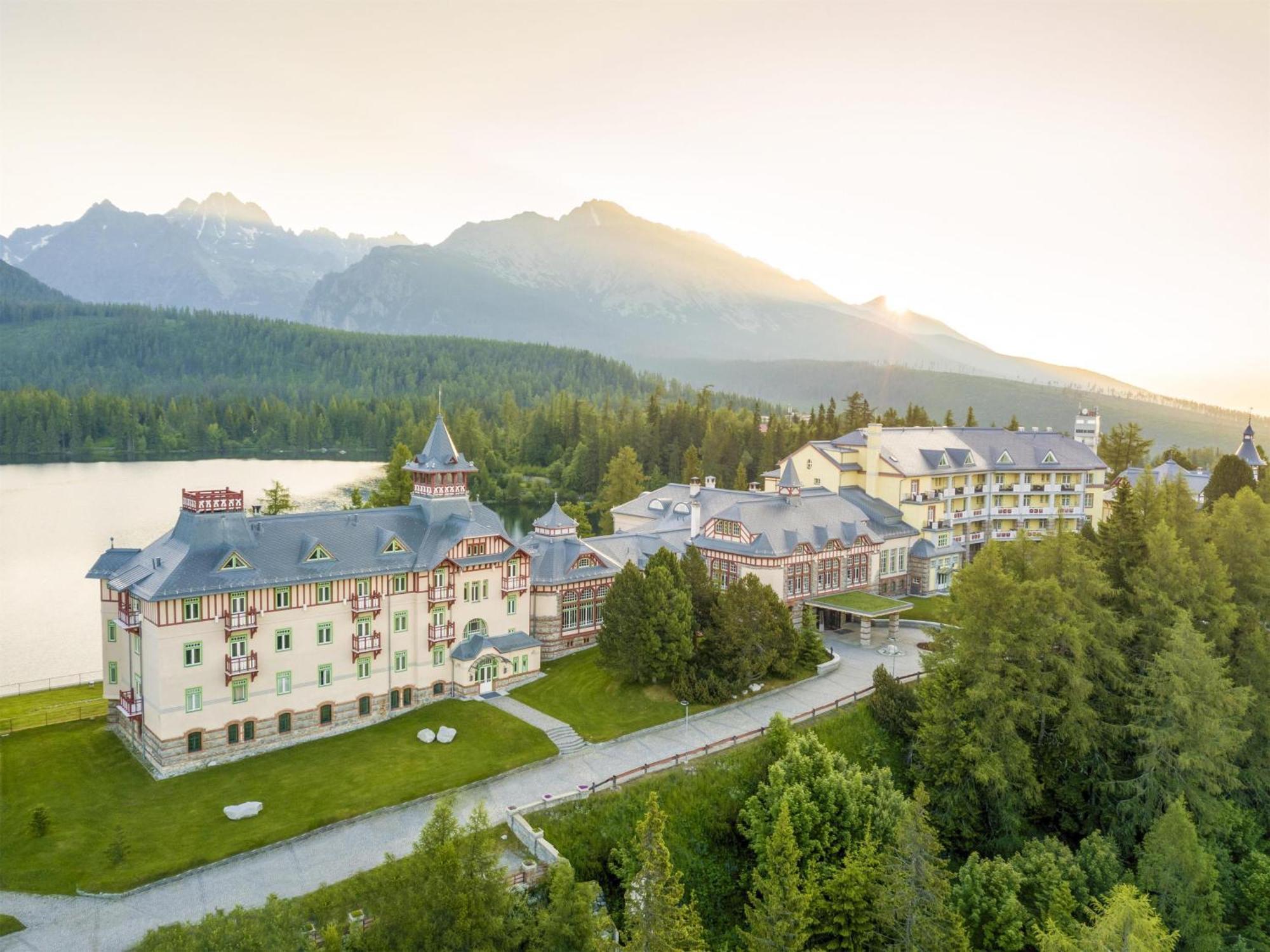 Grand Hotel Kempinski High Tatras Strbske Pleso Luaran gambar